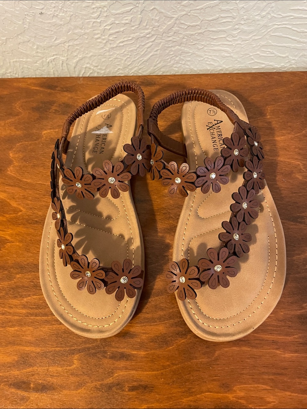 NWOT American Exchange Brown Floral Strap Sandals with Rhinestone Accents